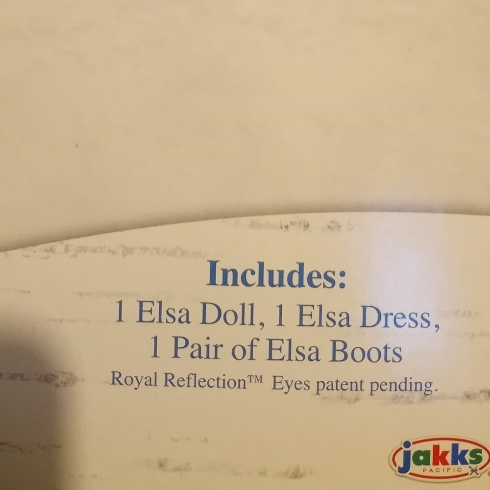 Elsa Doll - Picture 5 of 6